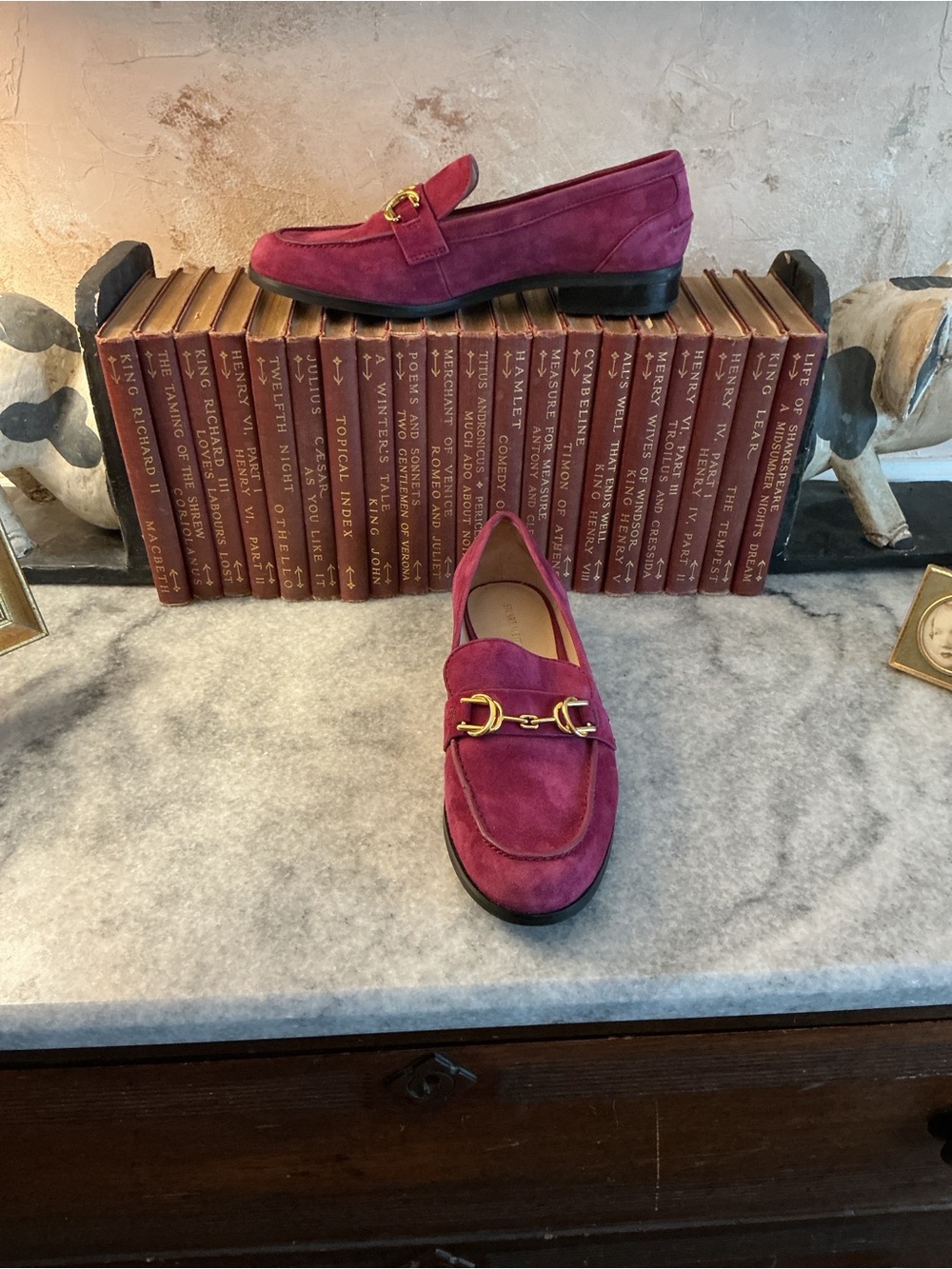 Stuart Weitzman Cranberry Suede Gold Horsebit OWEN Loafers Shoes EUC 6.5M